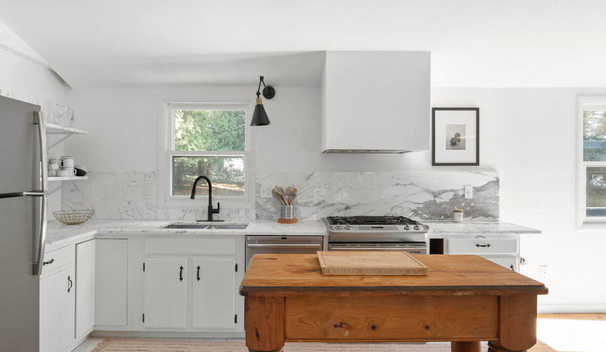 20251029140557486590000000-o