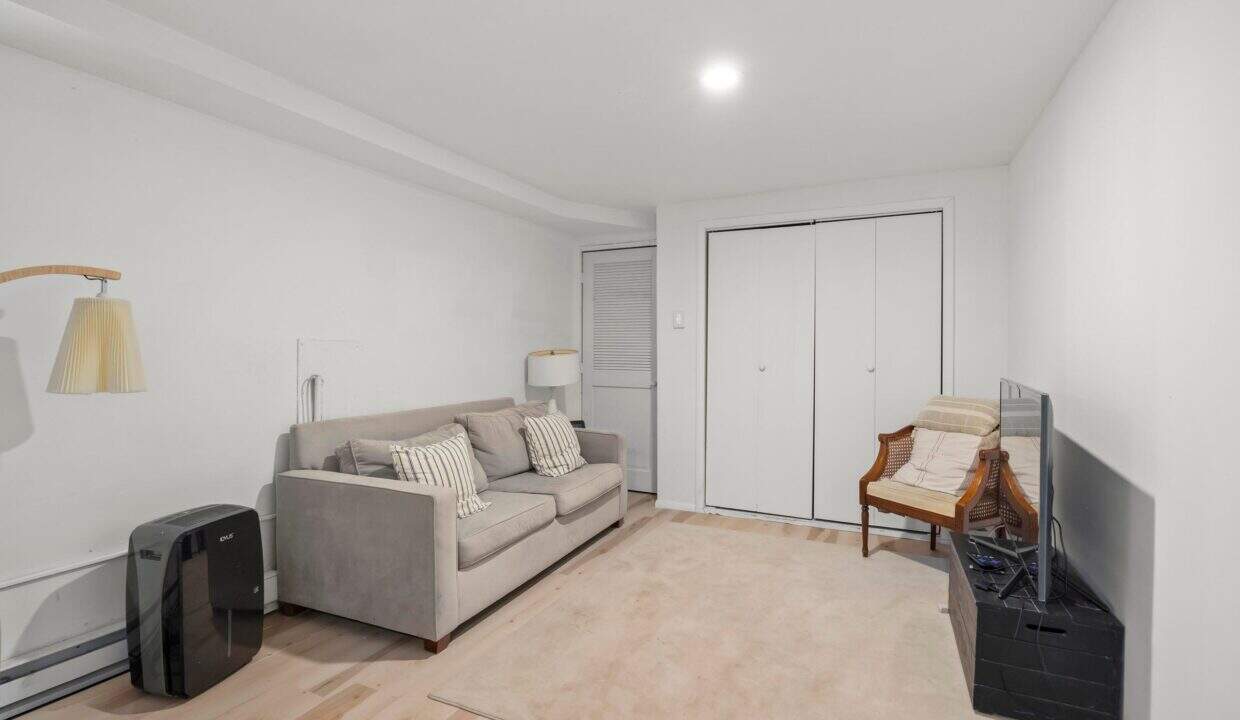 20251029140723119750000000-o