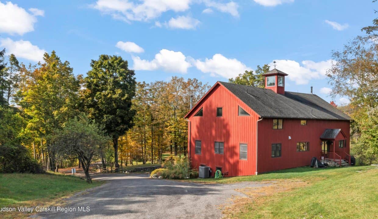 20251029161247214411000000-o