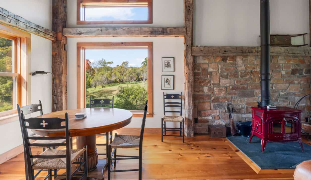 20251029161247612028000000-o