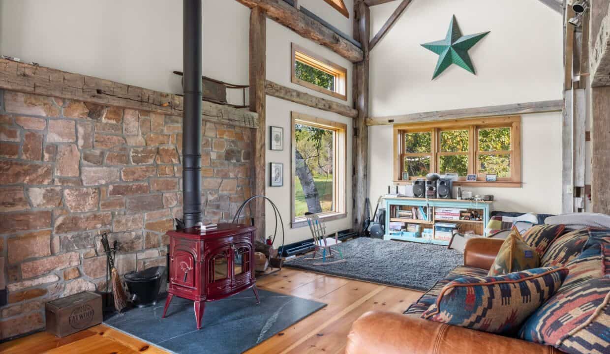 20251029161247672237000000-o