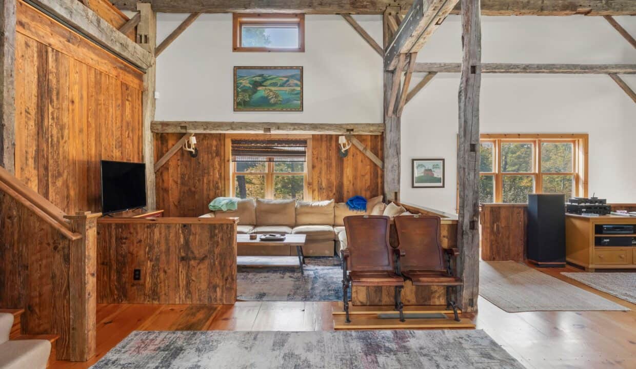 20251029161247794103000000-o