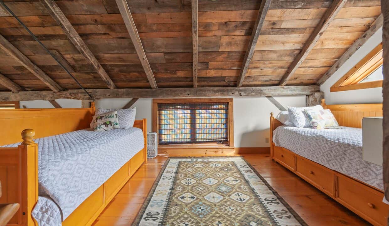 20251029161248101140000000-o