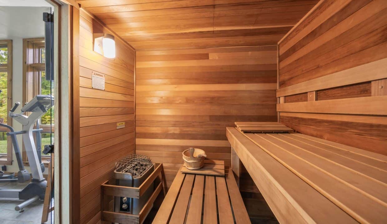 20251029161248287714000000-o