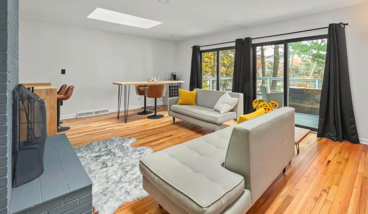 20251031214807518405000000-o