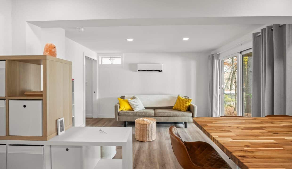 20251031215010545644000000-o