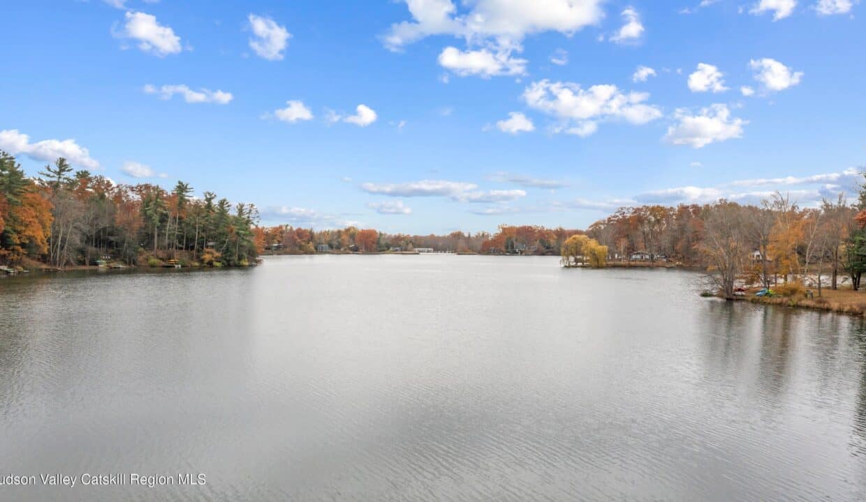 20251031215050145999000000-o