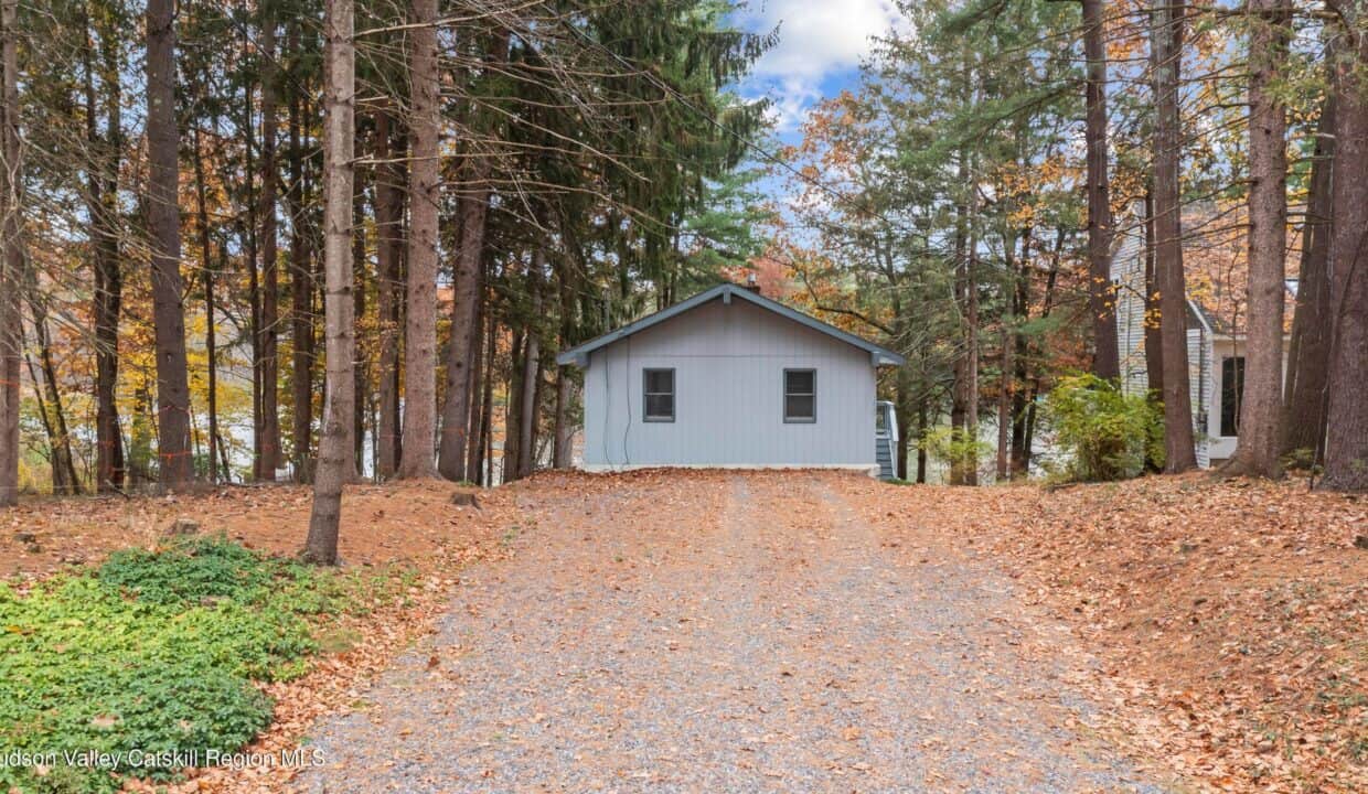 20251031215210227447000000-o