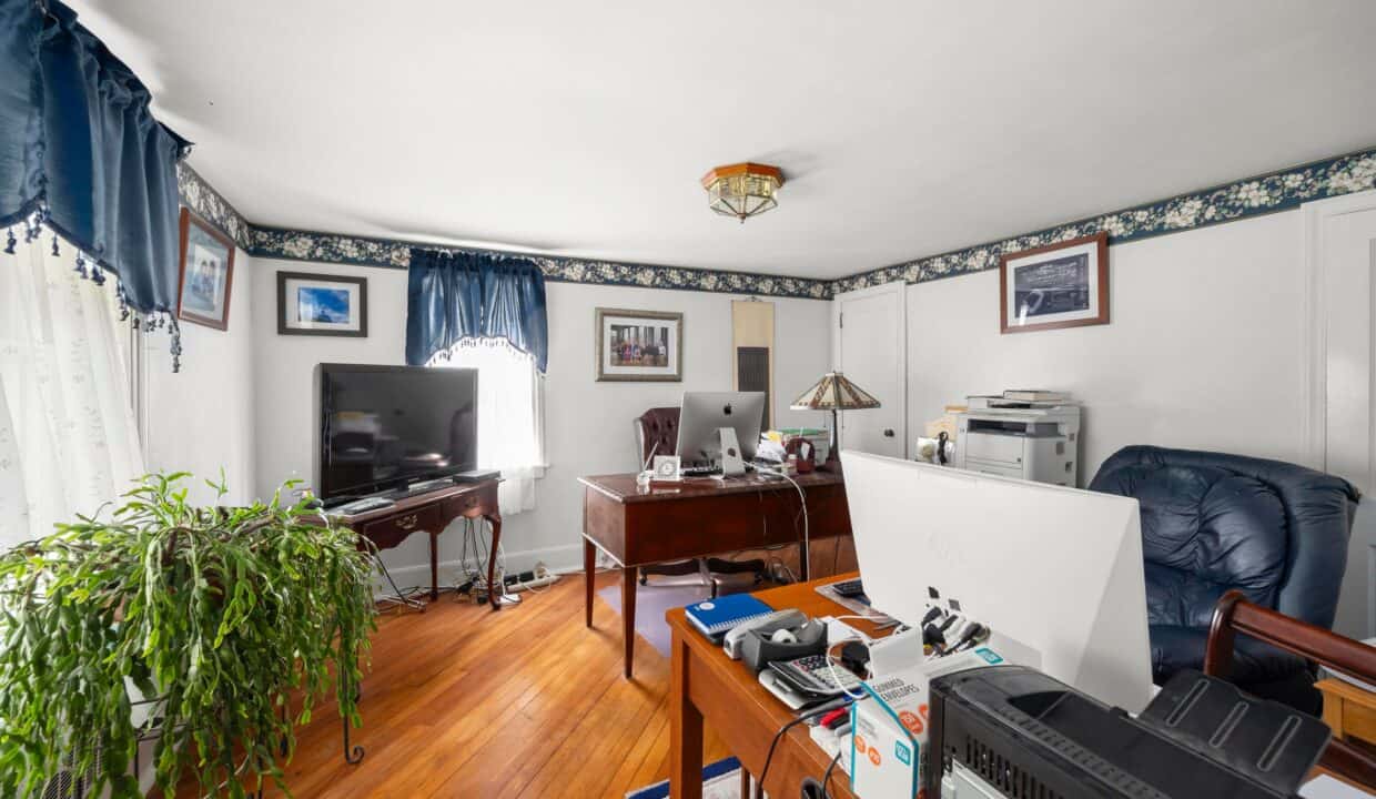 20251103212745397944000000-o