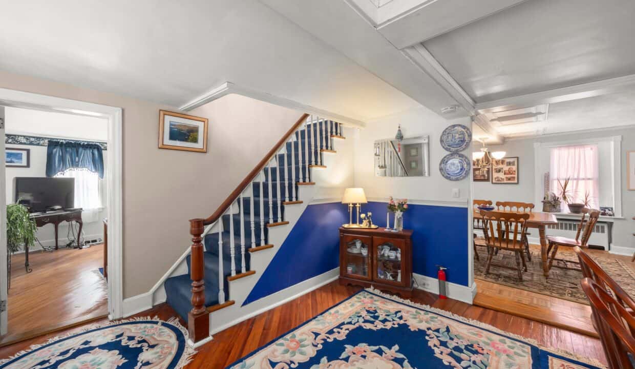 20251103212915370827000000-o