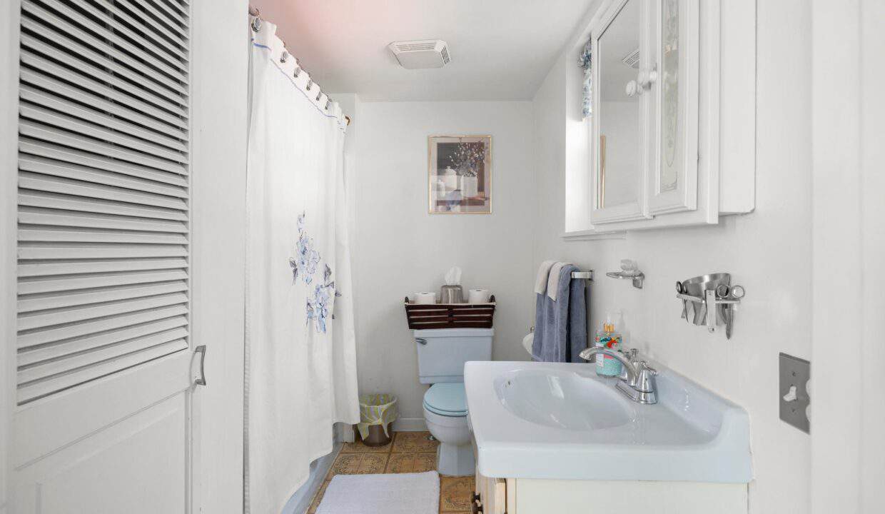 20251103213026539860000000-o