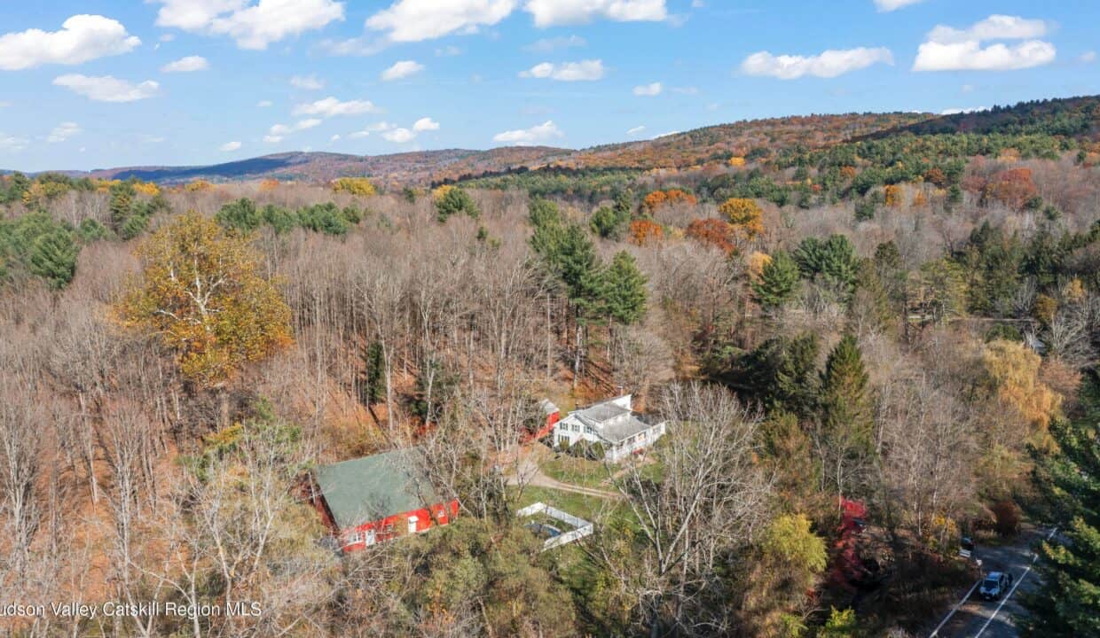 20251103213310340147000000-o