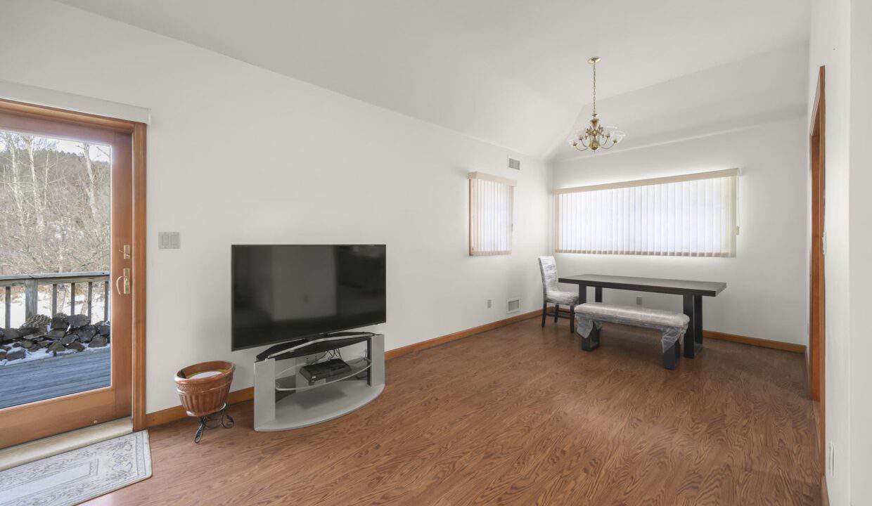 20260128203829583992000000-o